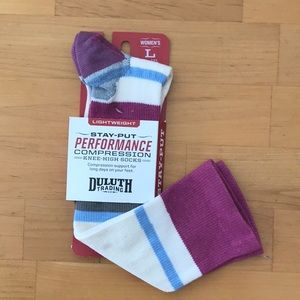 Women’s Stay-Put Performance Compression Socks